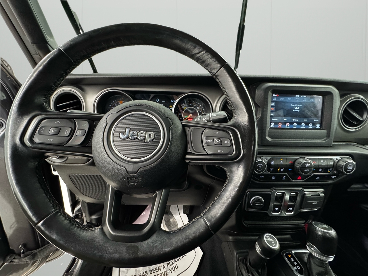 Jeep Wrangler Willys 4x4 2022