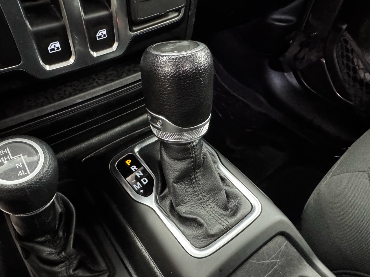 Jeep Wrangler Willys 4x4 2022