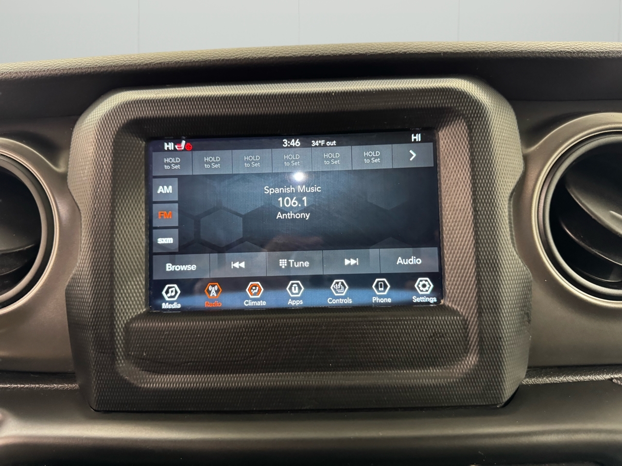 Jeep Wrangler Willys 4x4 2022