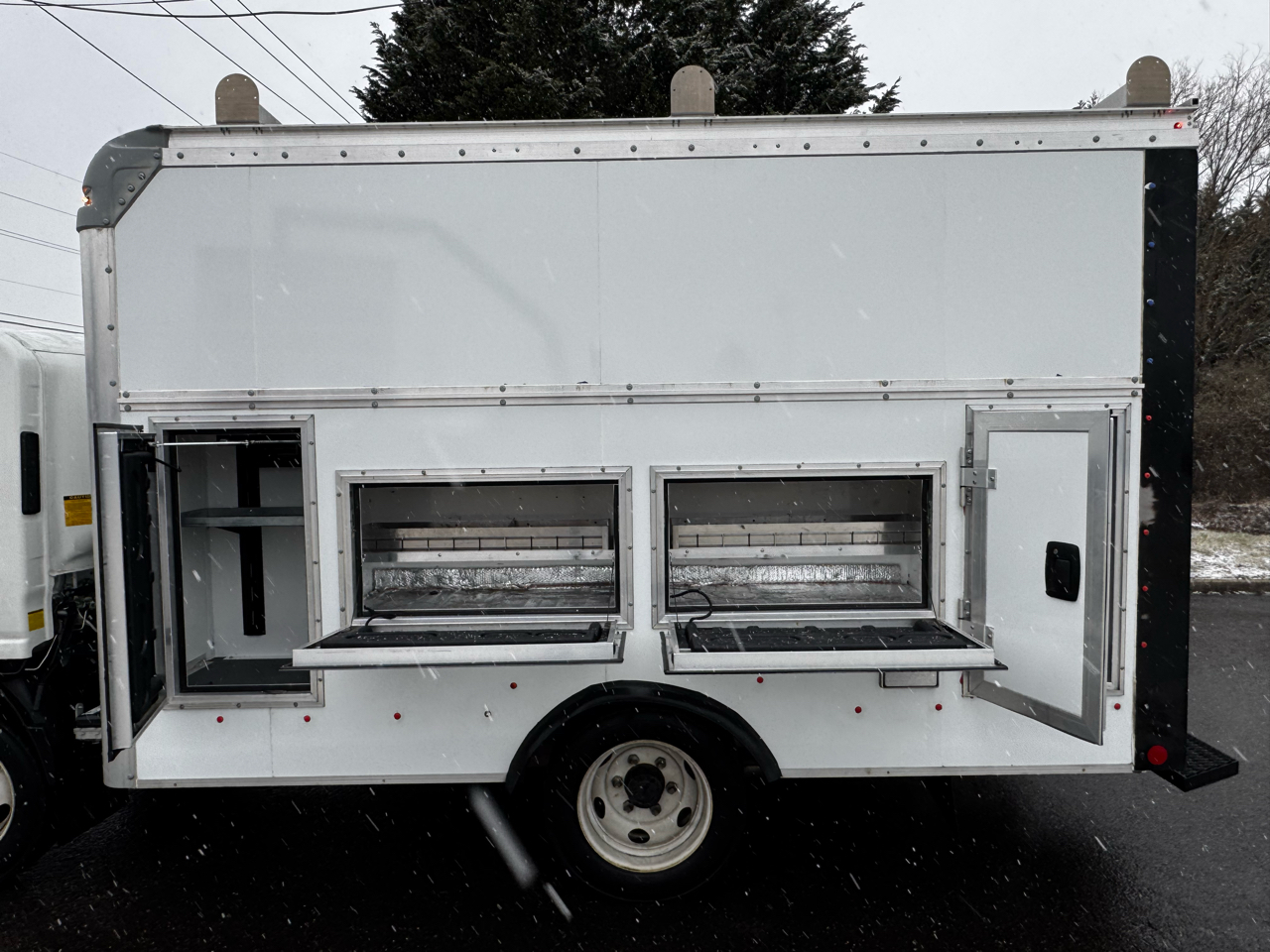 Chevrolet 4500 HG LCF Gas 2WD Reg Cab 109" 2024