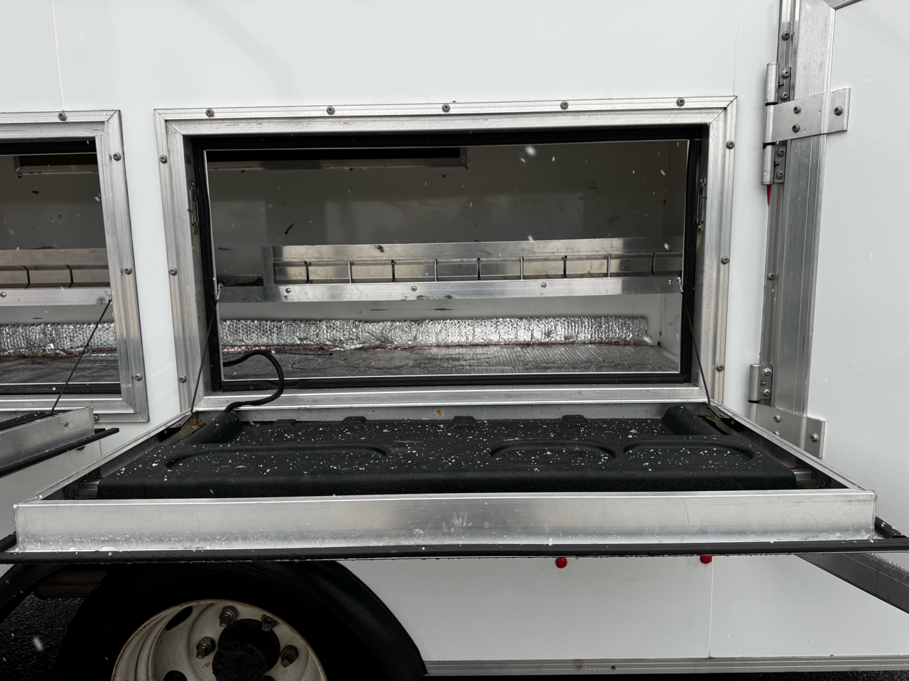 Chevrolet 4500 HG LCF Gas 2WD Reg Cab 109" 2024