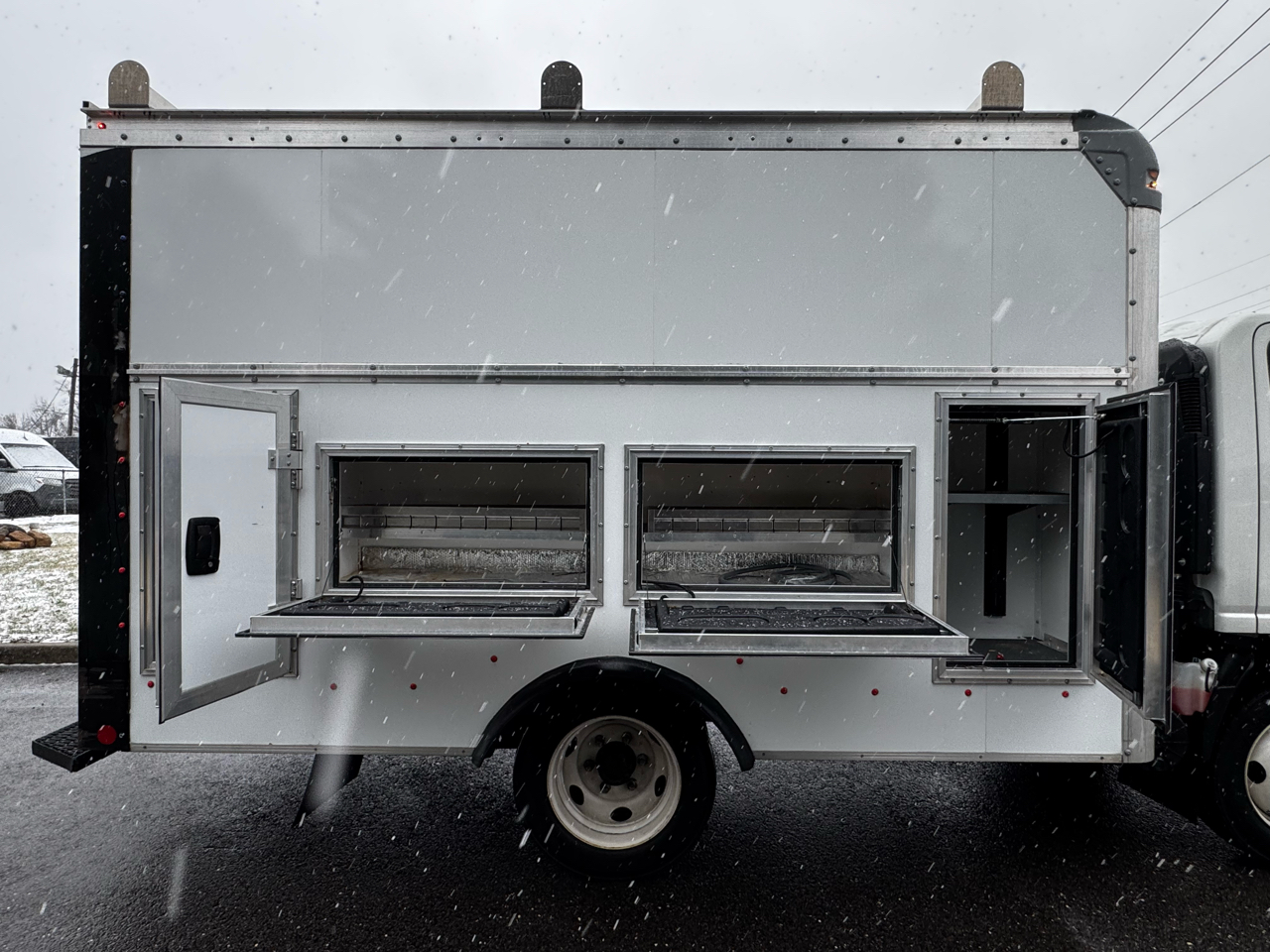 Chevrolet 4500 HG LCF Gas 2WD Reg Cab 109" 2024