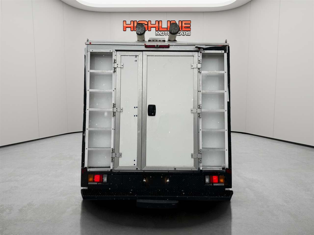 Chevrolet 4500 HG LCF Gas 2WD Reg Cab 109" 2024