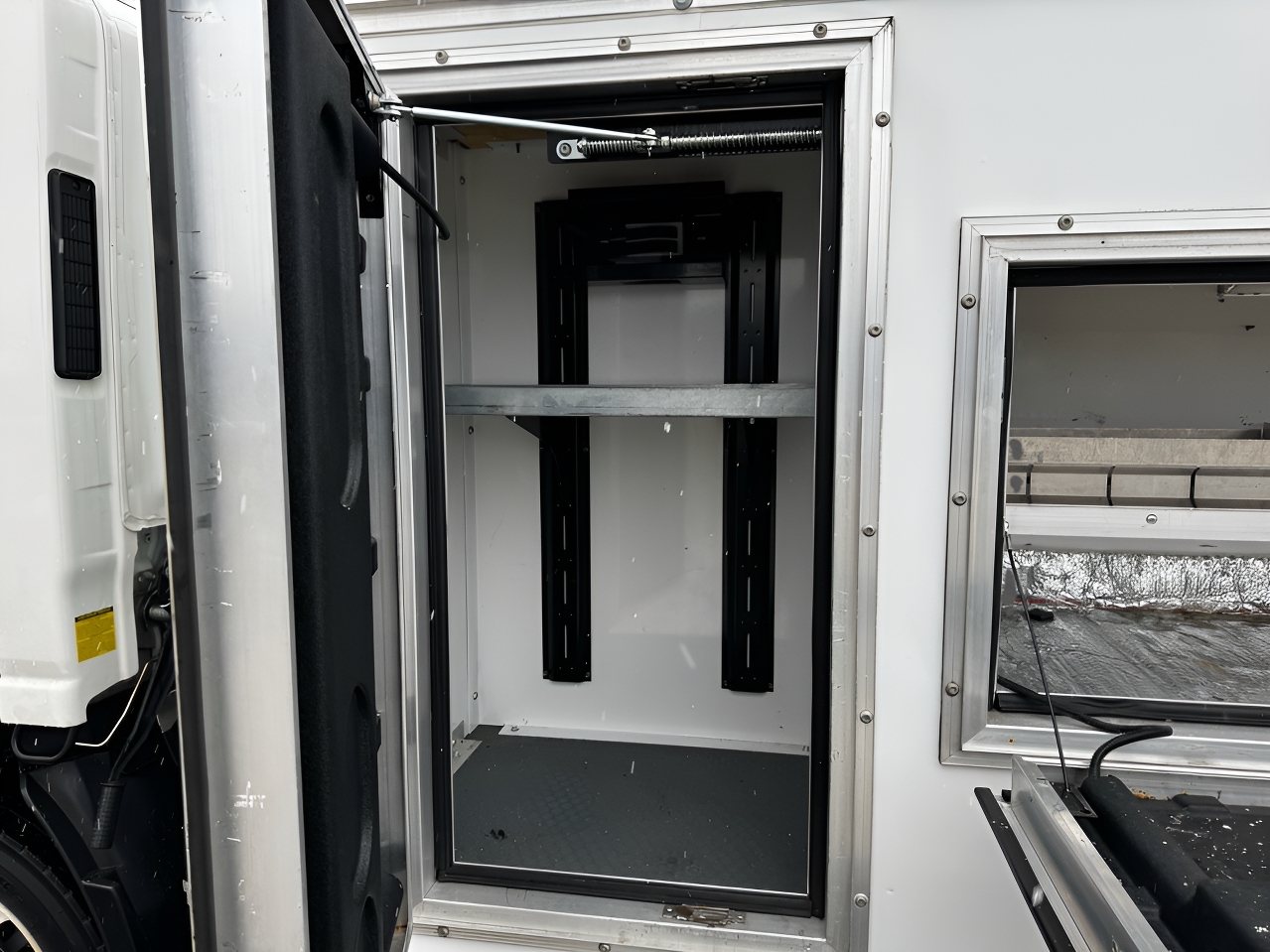 Chevrolet 4500 HG LCF Gas 2WD Reg Cab 109" 2024