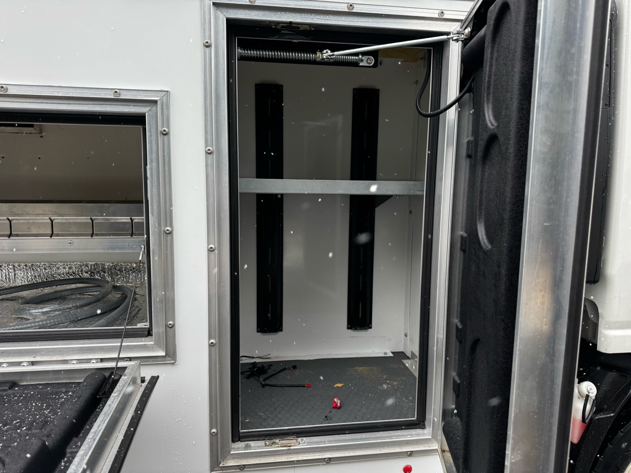 Chevrolet 4500 HG LCF Gas 2WD Reg Cab 109" 2024