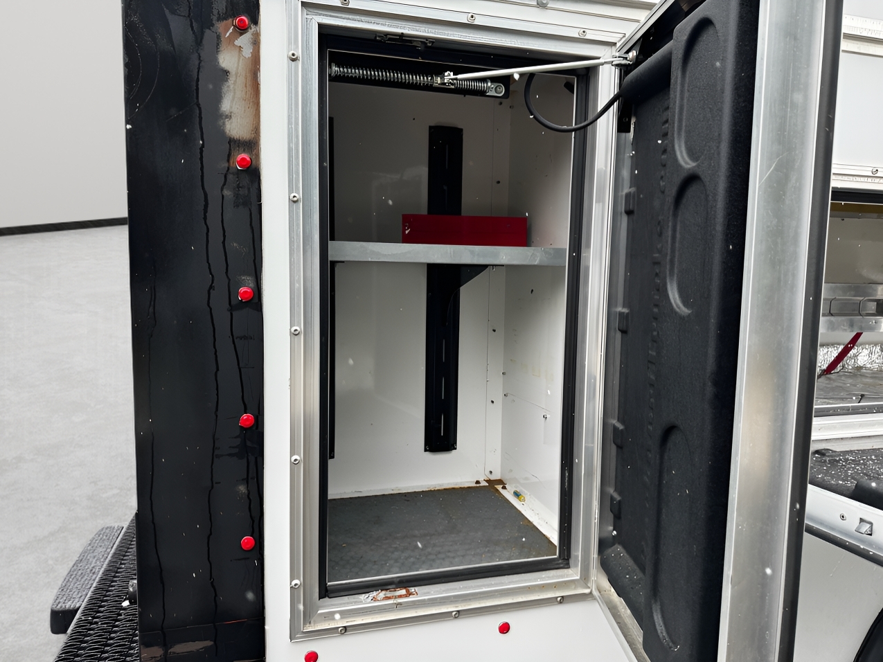 Chevrolet 4500 HG LCF Gas 2WD Reg Cab 109" 2024