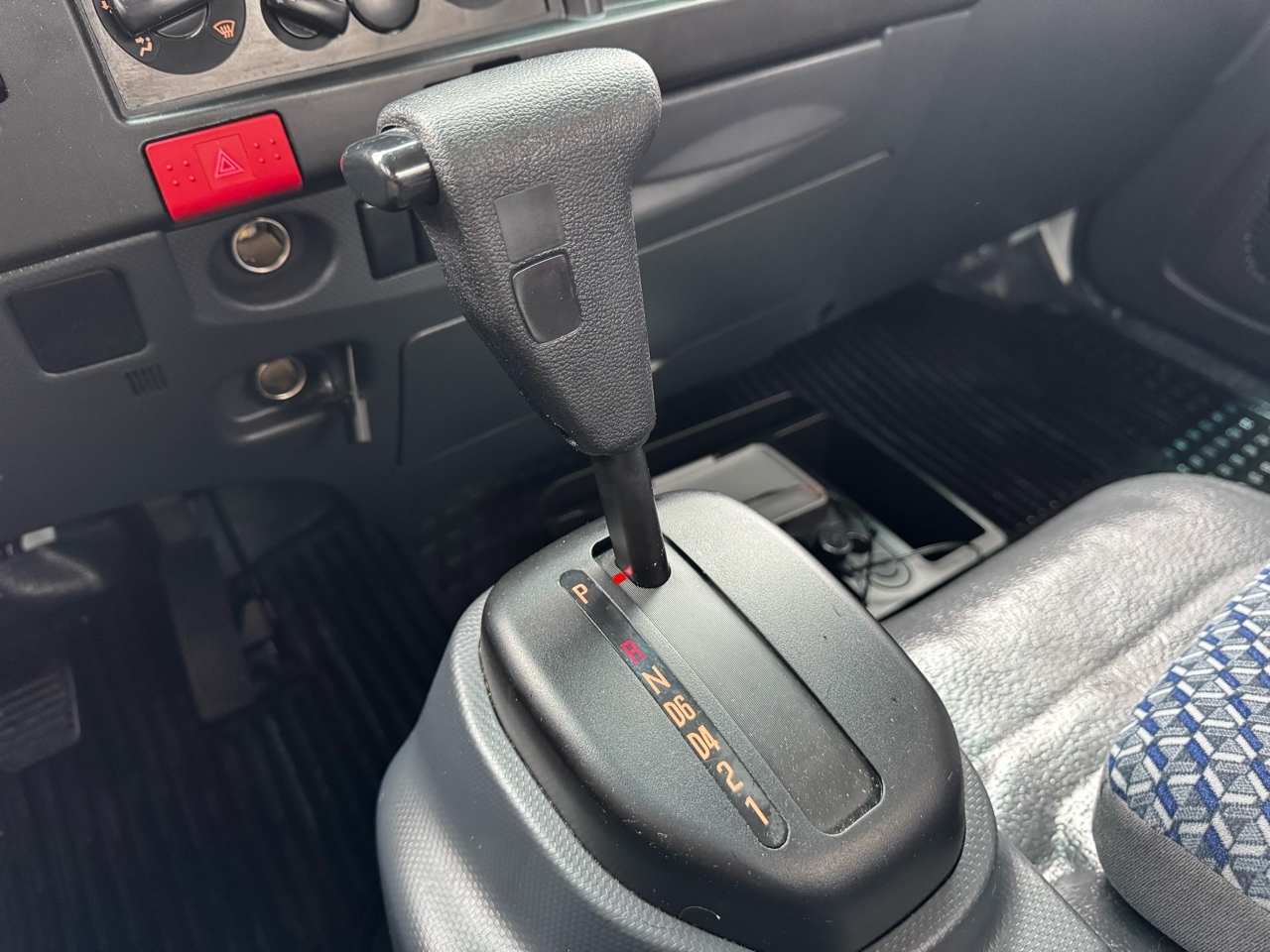 Chevrolet 4500 HG LCF Gas 2WD Reg Cab 109" 2024