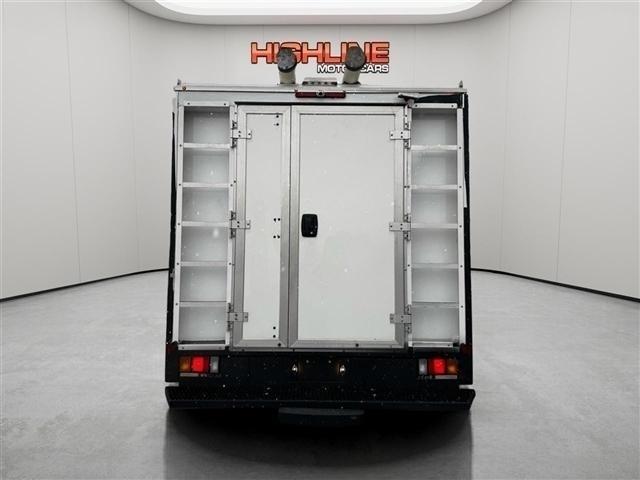 Chevrolet 4500 HG LCF Gas 2WD Reg Cab 109" 2024