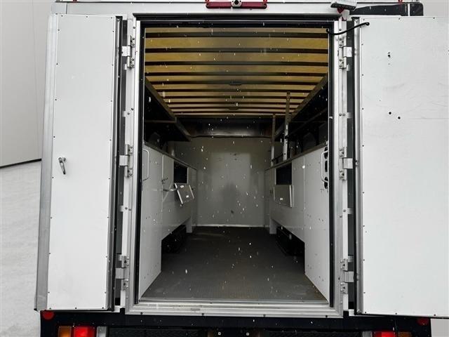 Chevrolet 4500 HG LCF Gas 2WD Reg Cab 109" 2024