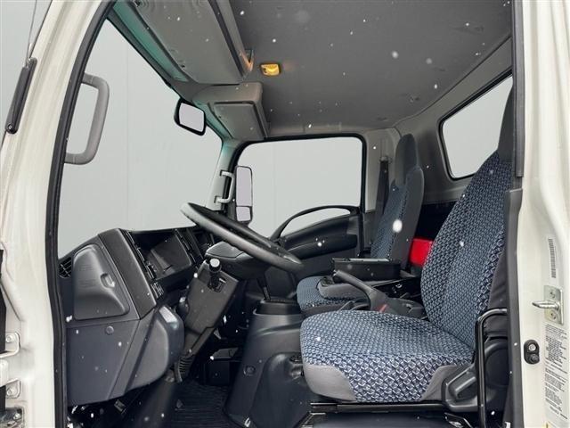 Chevrolet 4500 HG LCF Gas 2WD Reg Cab 109" 2024