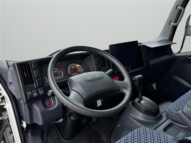 Chevrolet 4500 HG LCF Gas 2WD Reg Cab 109" 2024