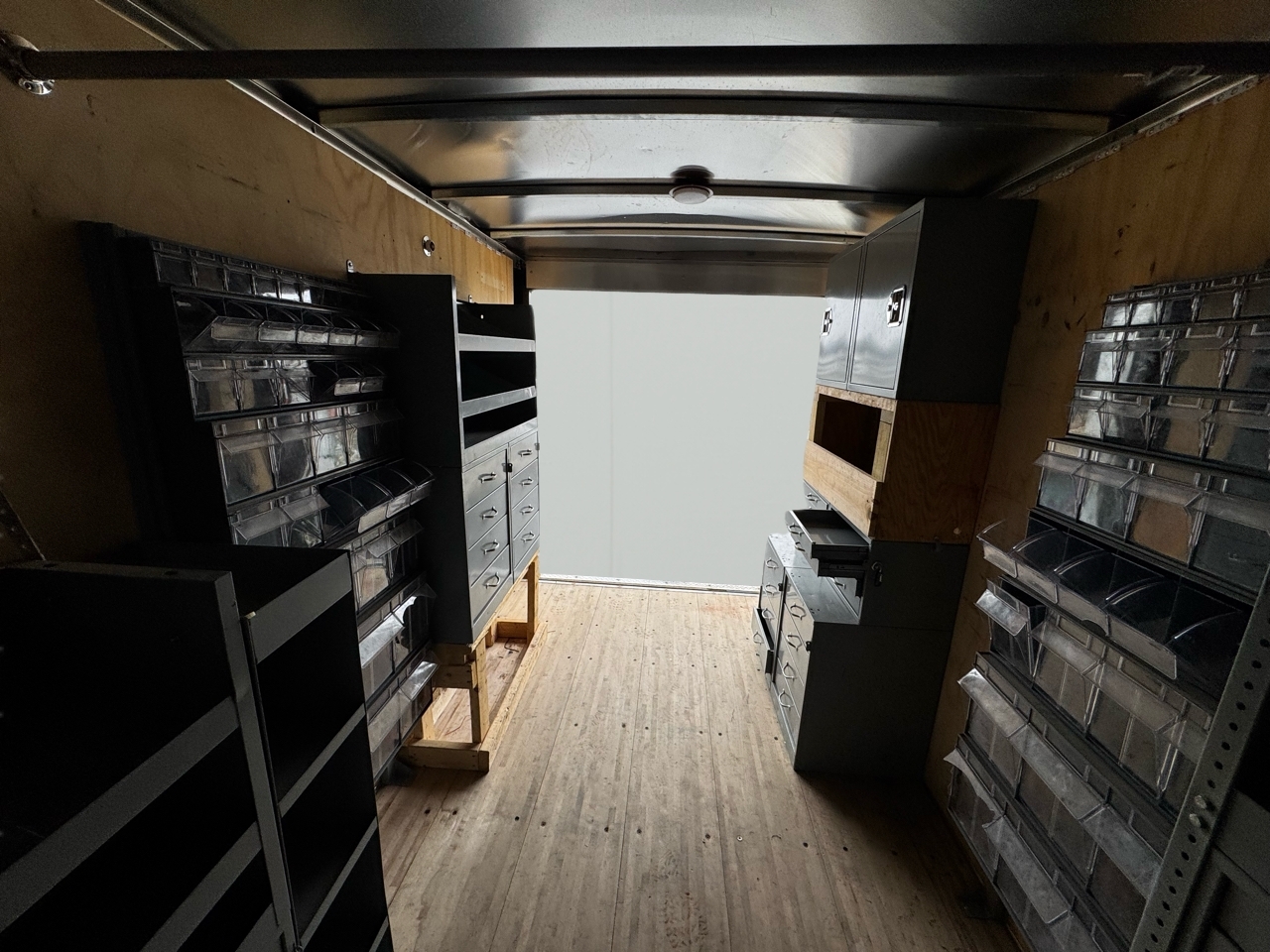 Ford Transit Cutaway T-350 AWD SRW 138" WB 9500 GVWR 2022