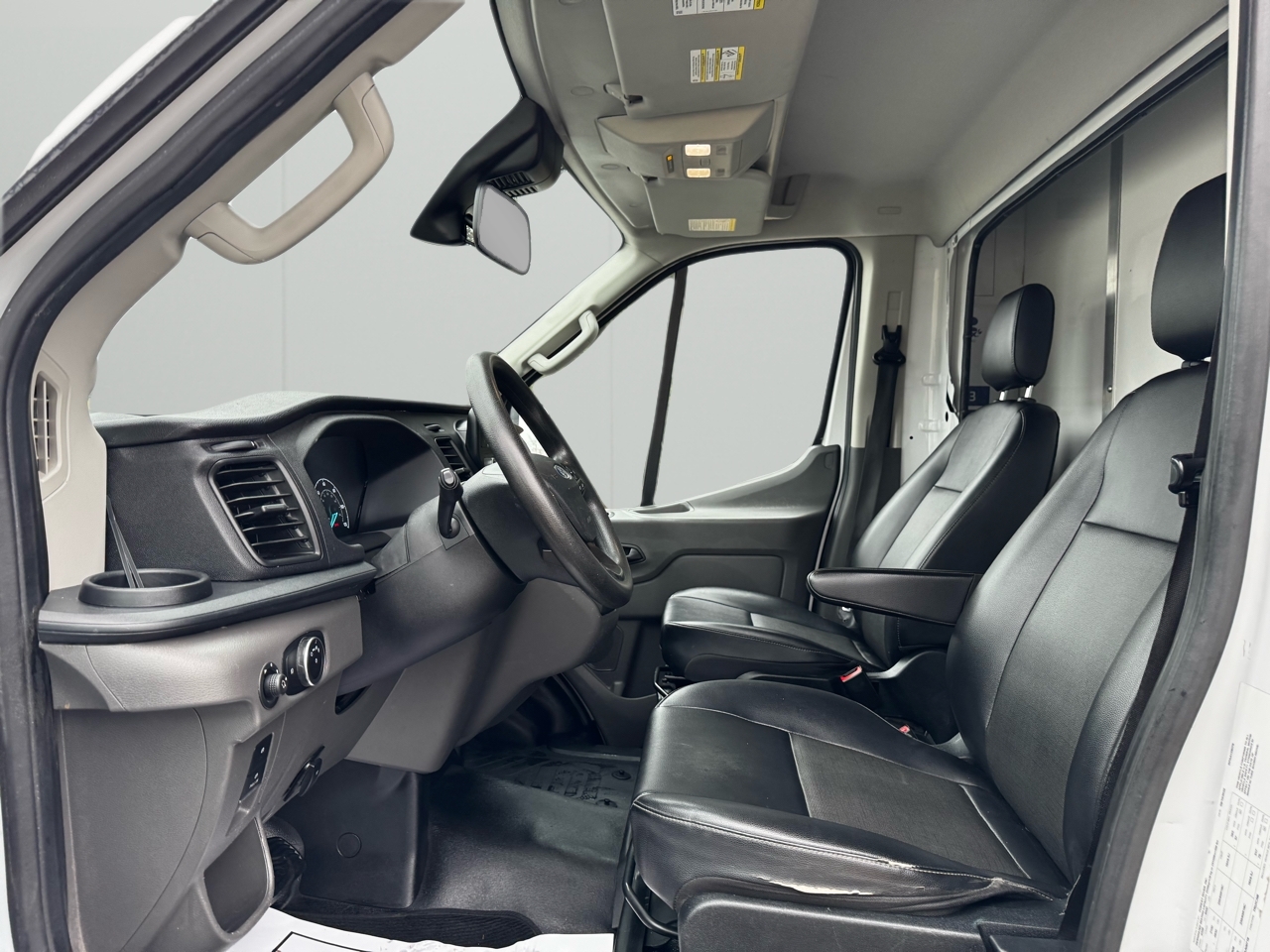 Ford Transit Cutaway T-350 AWD SRW 138" WB 9500 GVWR 2022