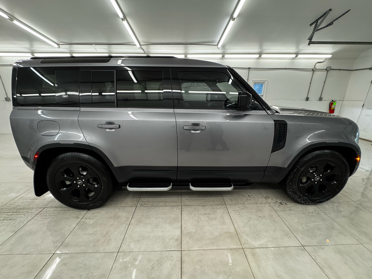 Land Rover Defender 110 SE AWD 2020