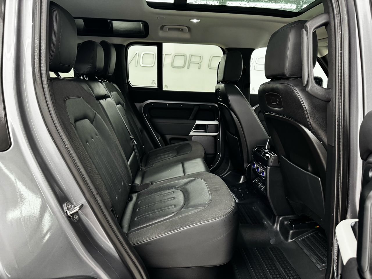 Land Rover Defender 110 SE AWD 2020