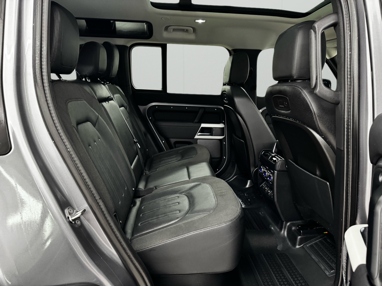 Land Rover Defender 110 SE AWD 2020