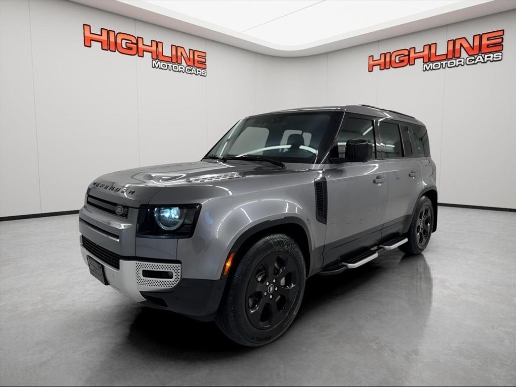2020 Land Rover Defender SE's photo