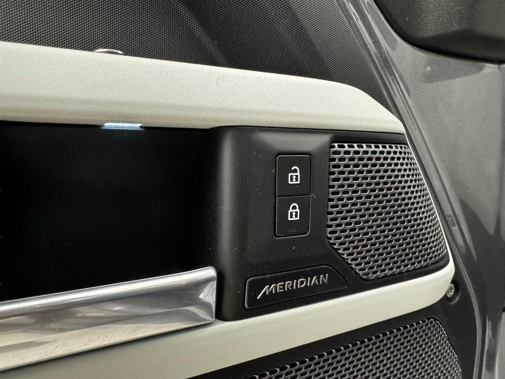 Land Rover Defender 110 SE AWD 2020