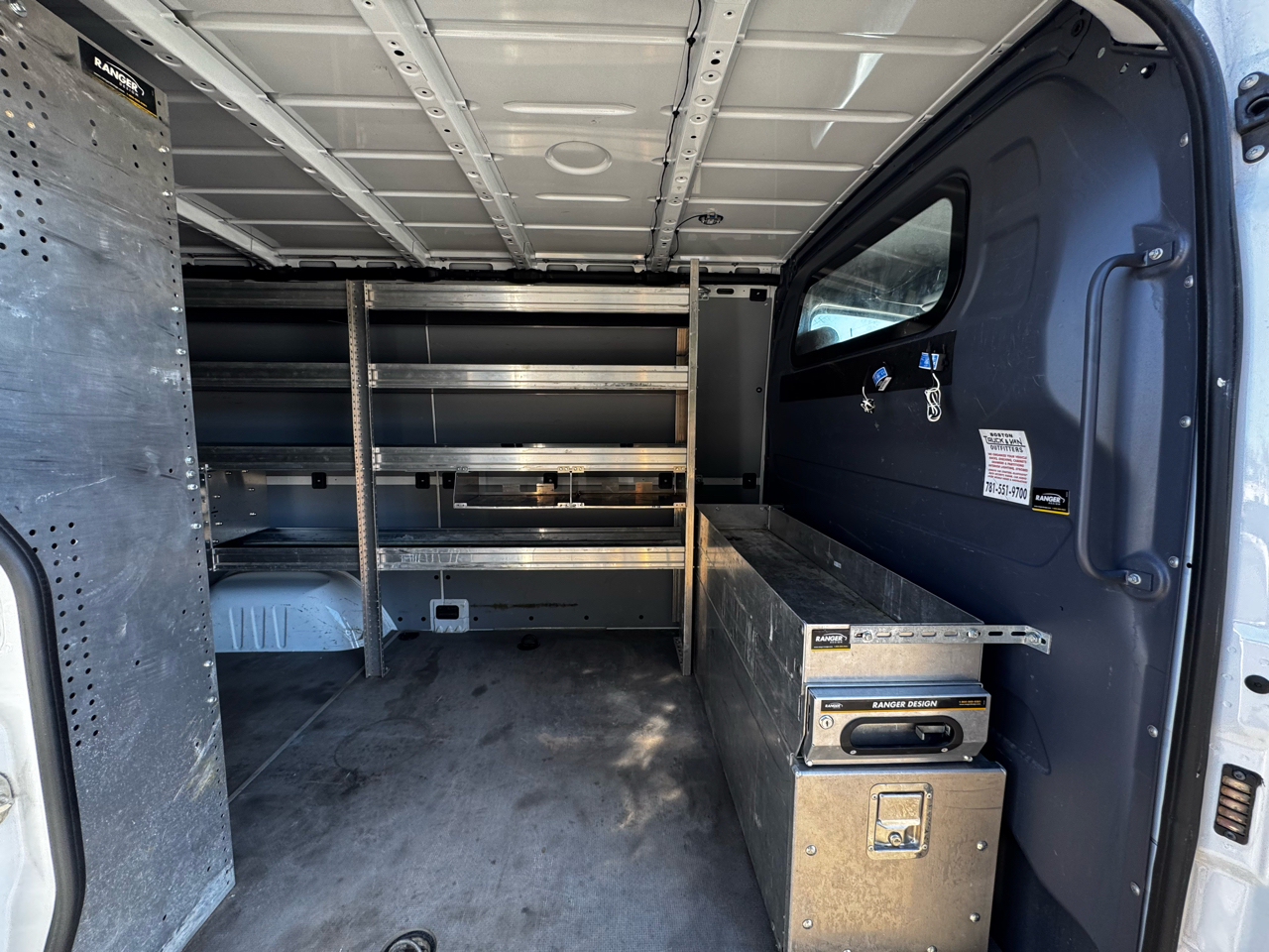Mercedes-Benz Sprinter Cargo Van 1500 Standard Roof I4 144" RWD 2021