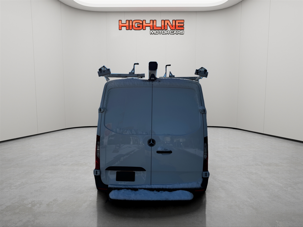 Mercedes-Benz Sprinter Cargo Van 1500 Standard Roof I4 144" RWD 2021