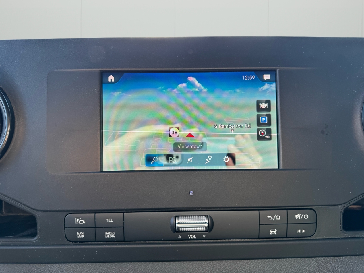 Mercedes-Benz Sprinter Cargo Van 1500 Standard Roof I4 144" RWD 2021