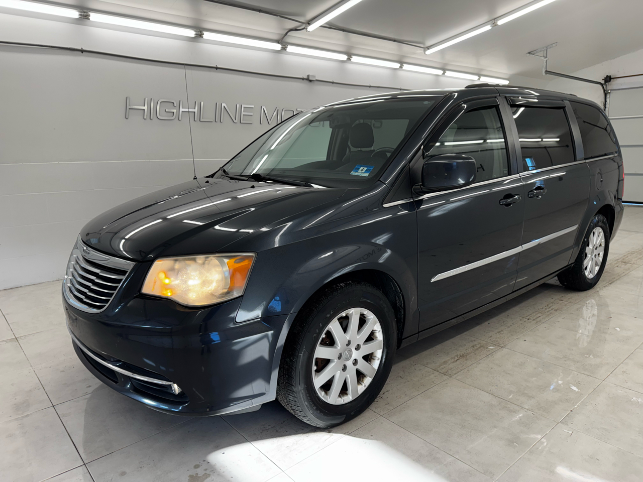 Chrysler Town & Country 4dr Wgn Touring 2014