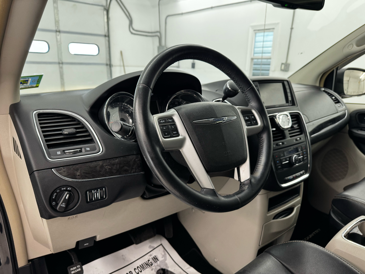 Chrysler Town & Country 4dr Wgn Touring 2014