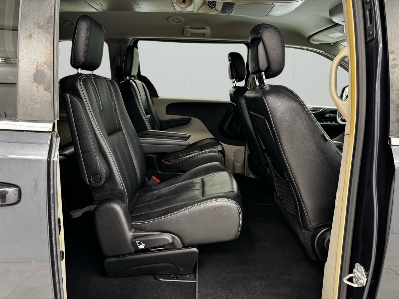 Chrysler Town & Country 4dr Wgn Touring 2014