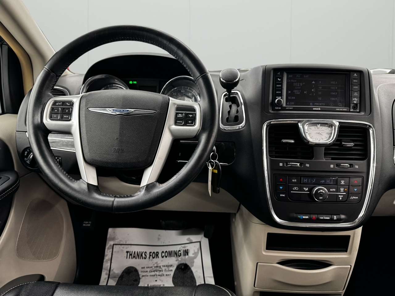 Chrysler Town & Country 4dr Wgn Touring 2014