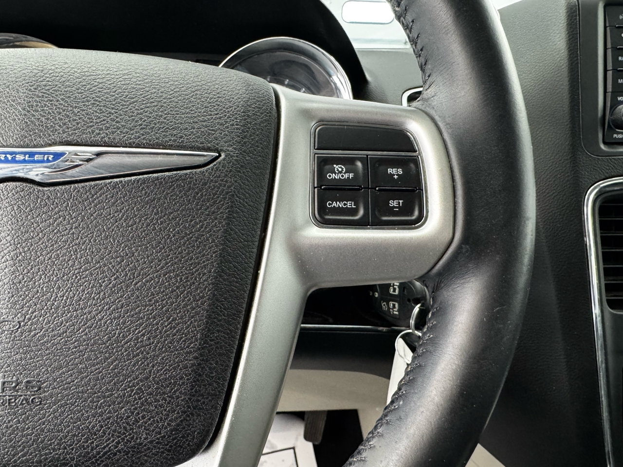 Chrysler Town & Country 4dr Wgn Touring 2014