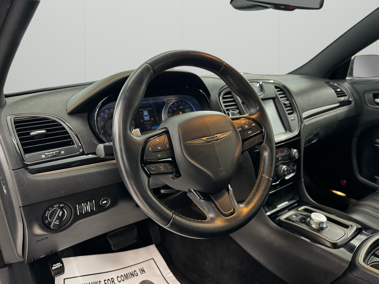 Chrysler 300 4dr Sdn 300S Alloy Edition RWD 2016