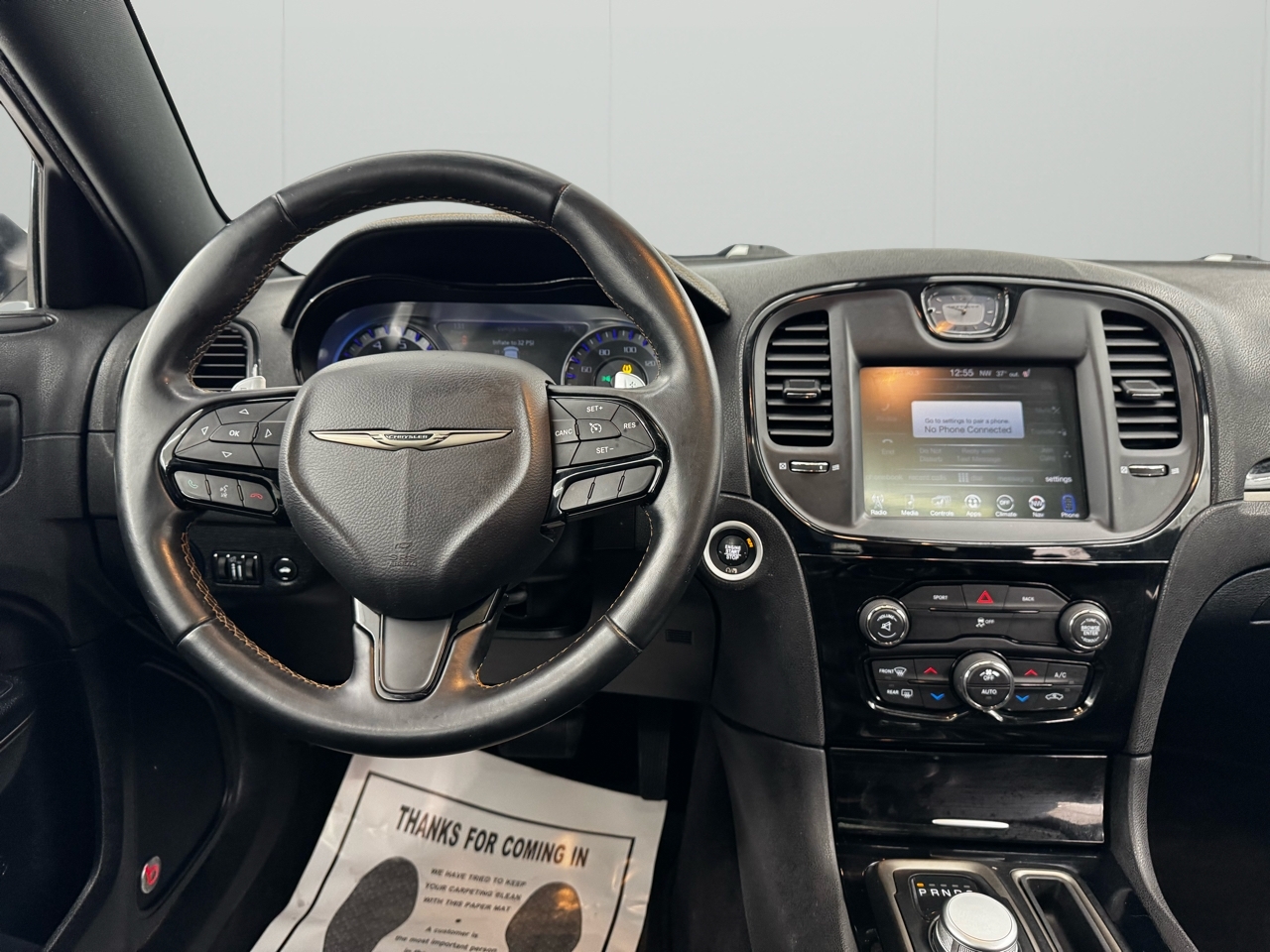 Chrysler 300 4dr Sdn 300S Alloy Edition RWD 2016