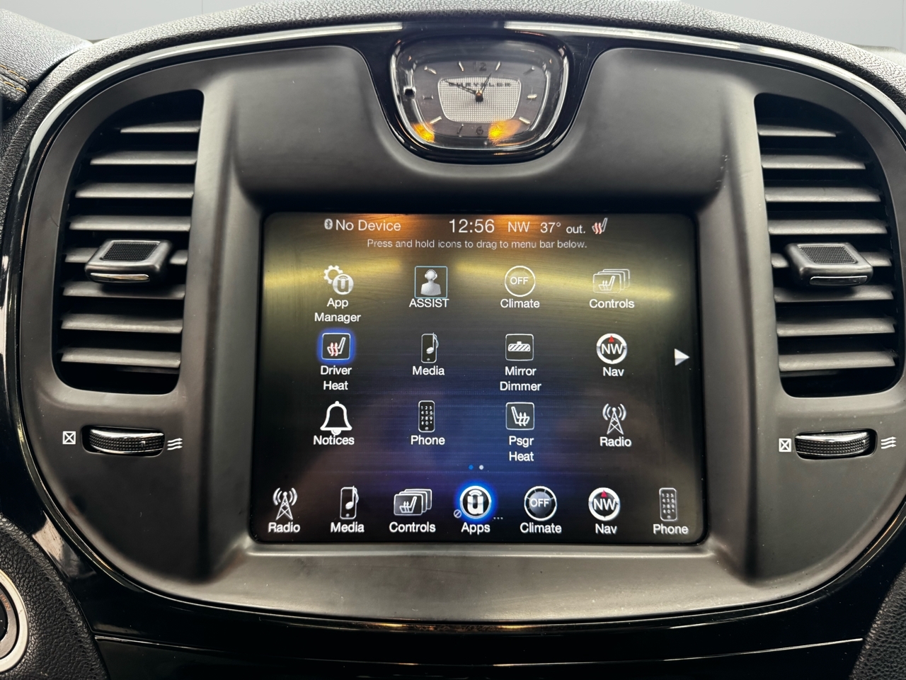 Chrysler 300 4dr Sdn 300S Alloy Edition RWD 2016