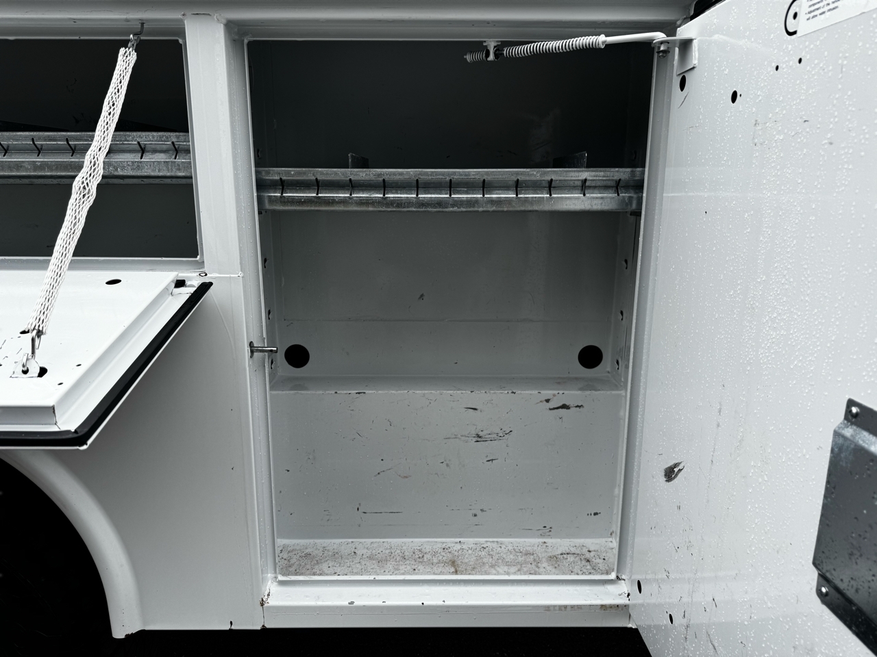 Ford Super Duty F-350 SRW XLT 4WD Reg Cab 8' Box 2022