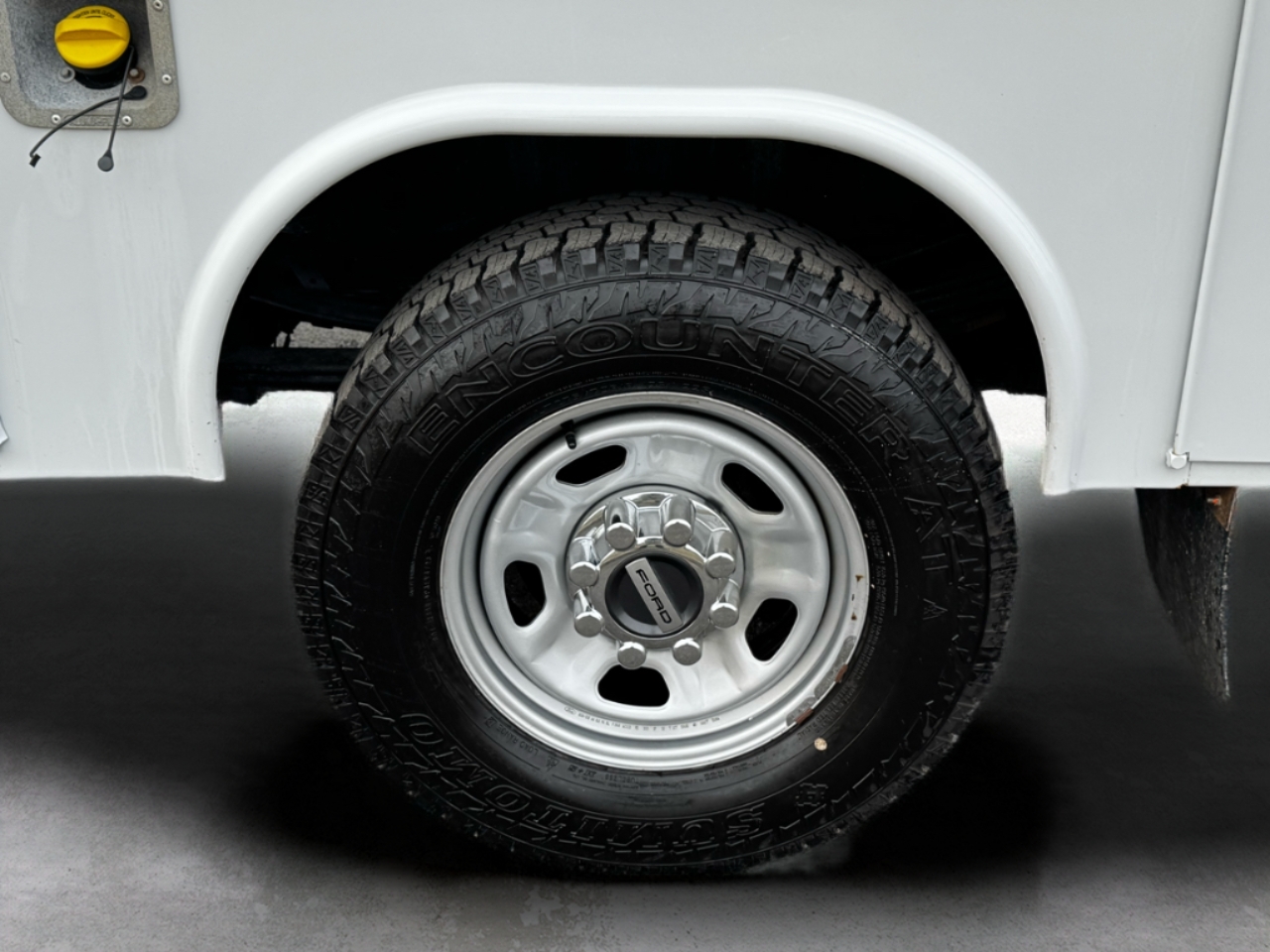 Ford Super Duty F-350 SRW XLT 4WD Reg Cab 8' Box 2022