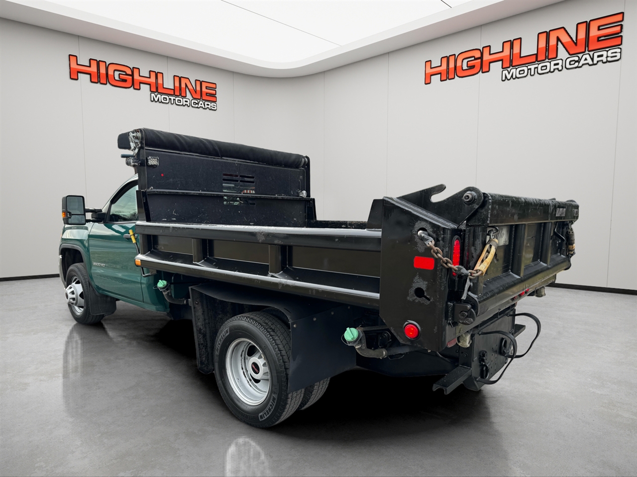 GMC Sierra 3500HD 4WD Reg Cab 137.5" WB, 59.06" CA 2018