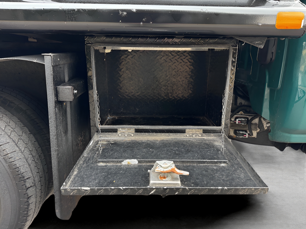 GMC Sierra 3500HD 4WD Reg Cab 137.5" WB, 59.06" CA 2018