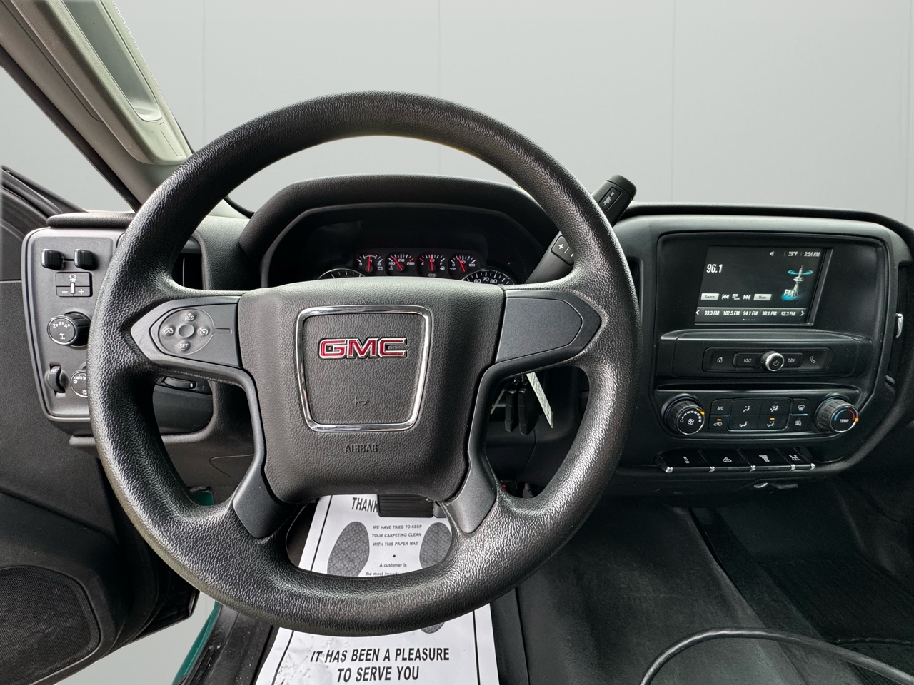 GMC Sierra 3500HD 4WD Reg Cab 137.5" WB, 59.06" CA 2018