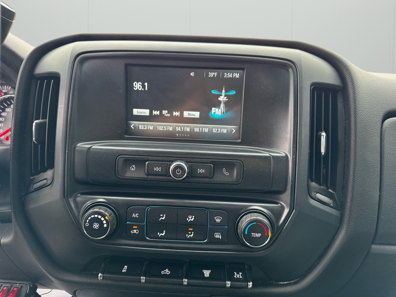 GMC Sierra 3500HD 4WD Reg Cab 137.5" WB, 59.06" CA 2018