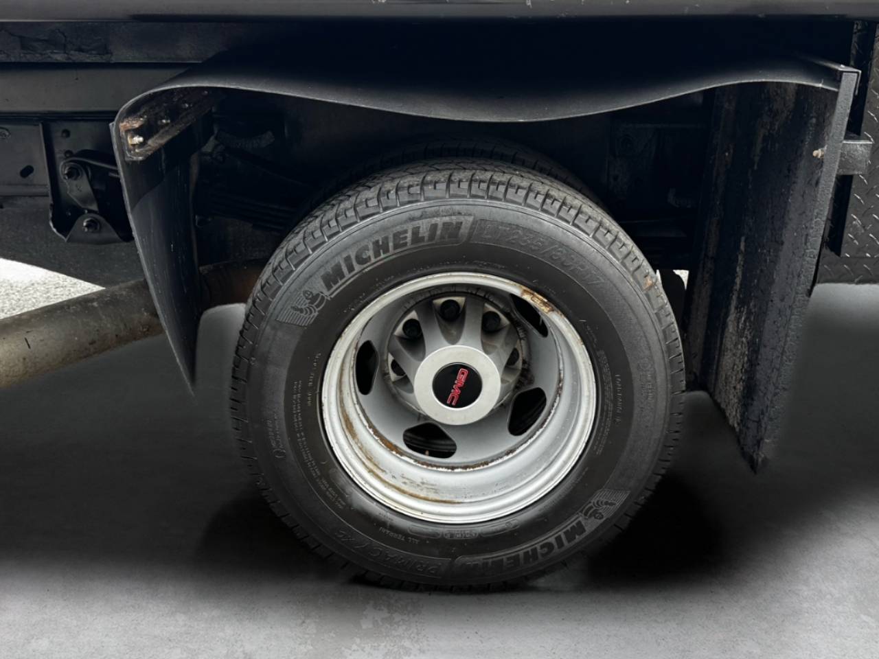 GMC Sierra 3500HD 4WD Reg Cab 137.5" WB, 59.06" CA 2018