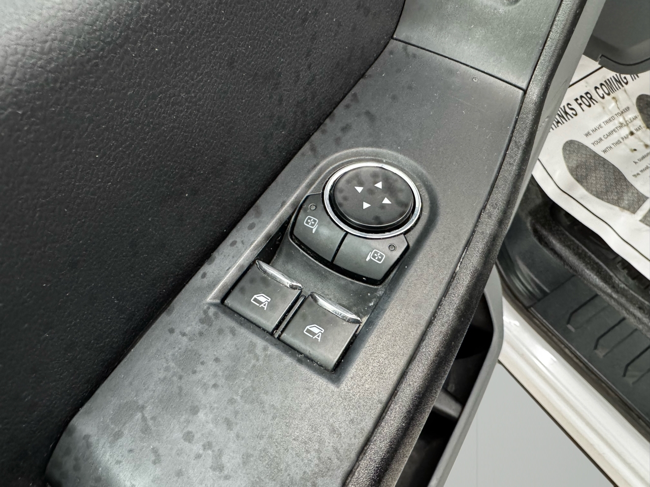 Ford Super Duty F-250 SRW XL 2WD Reg Cab 8' Box 2023