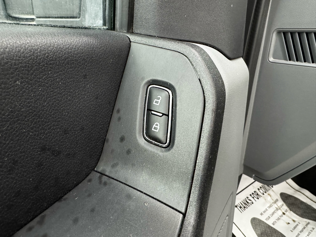 Ford Super Duty F-250 SRW XL 2WD Reg Cab 8' Box 2023