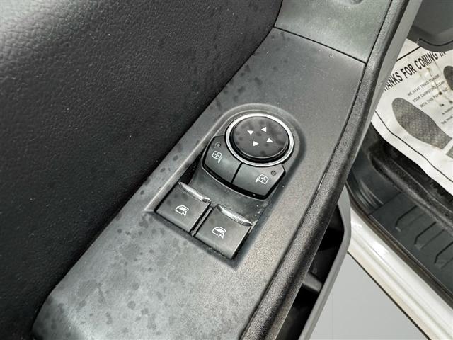 Ford Super Duty F-250 SRW XL 2WD Reg Cab 8' Box 2023
