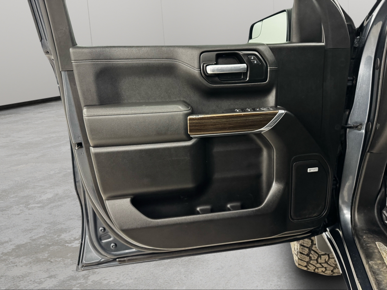 Chevrolet Silverado 1500 4WD Crew Cab 147" LT Trail Boss 2021