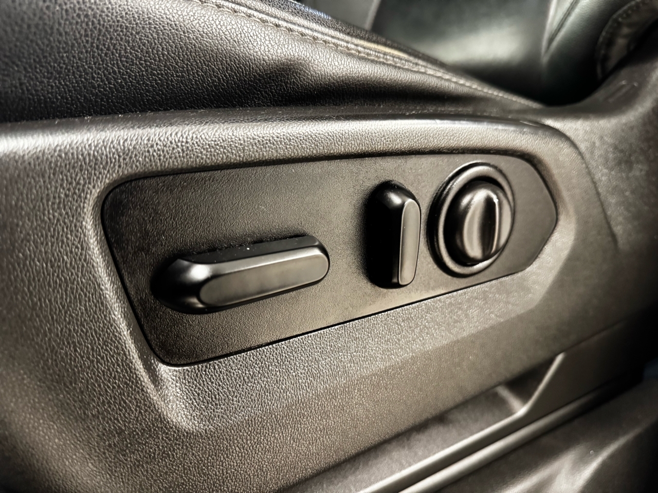 Chevrolet Silverado 1500 4WD Crew Cab 147" LT Trail Boss 2021