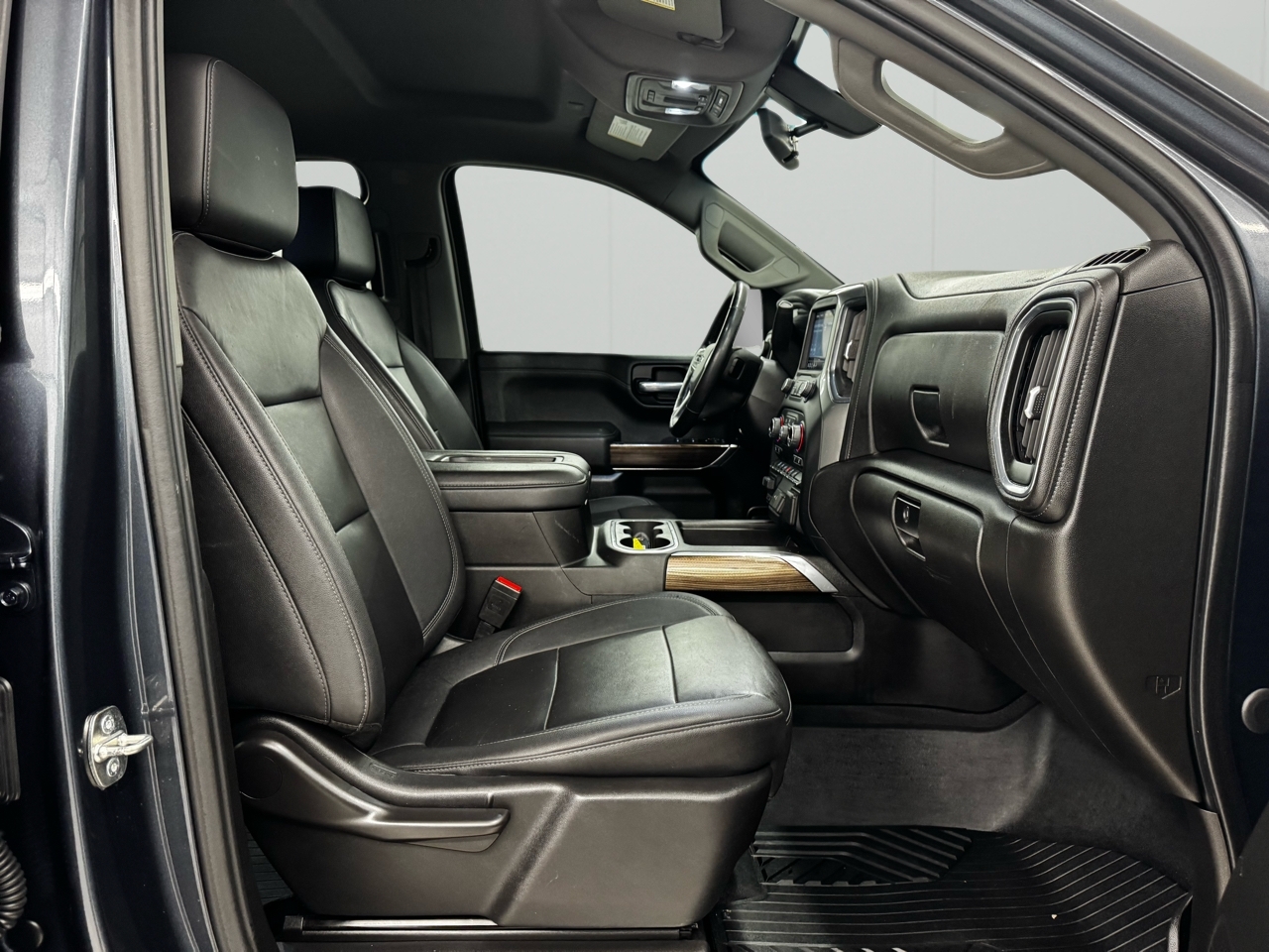 Chevrolet Silverado 1500 4WD Crew Cab 147" LT Trail Boss 2021