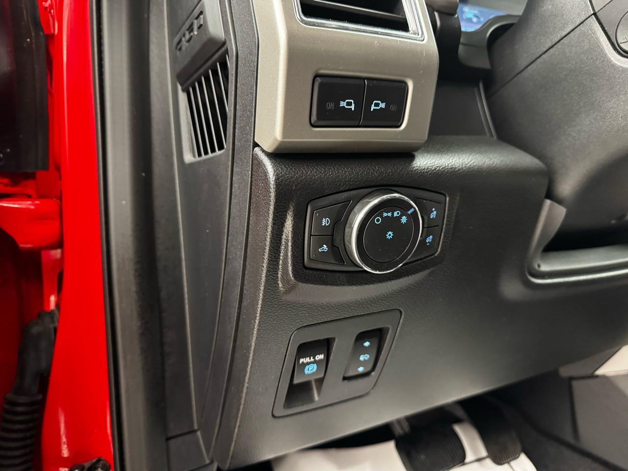 Ford F-150 Lariat SuperCrew 5.5-ft. Bed 4WD 2020