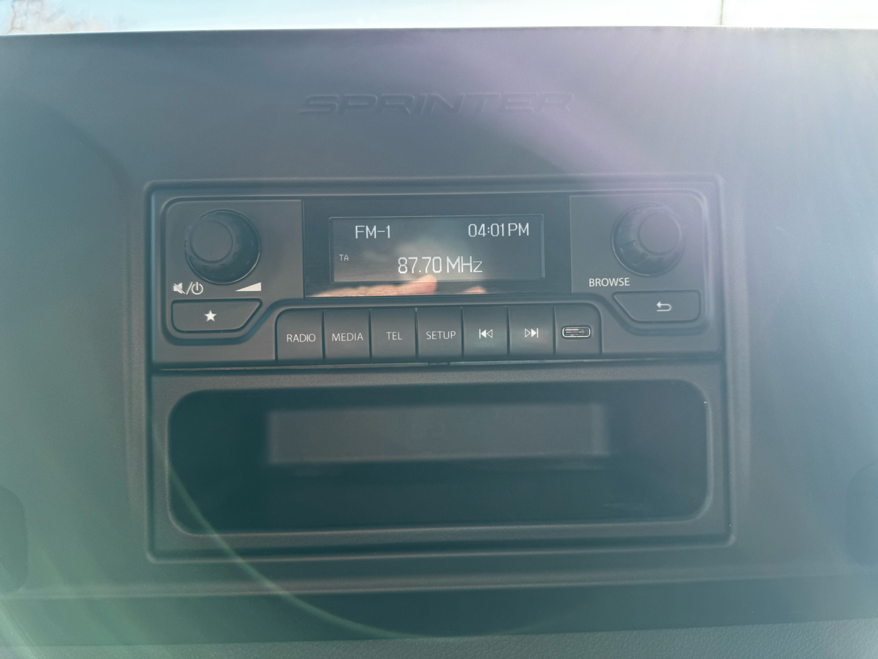 Mercedes-Benz Sprinter Cargo Van 1500 Standard Roof I4 144" RWD 2021