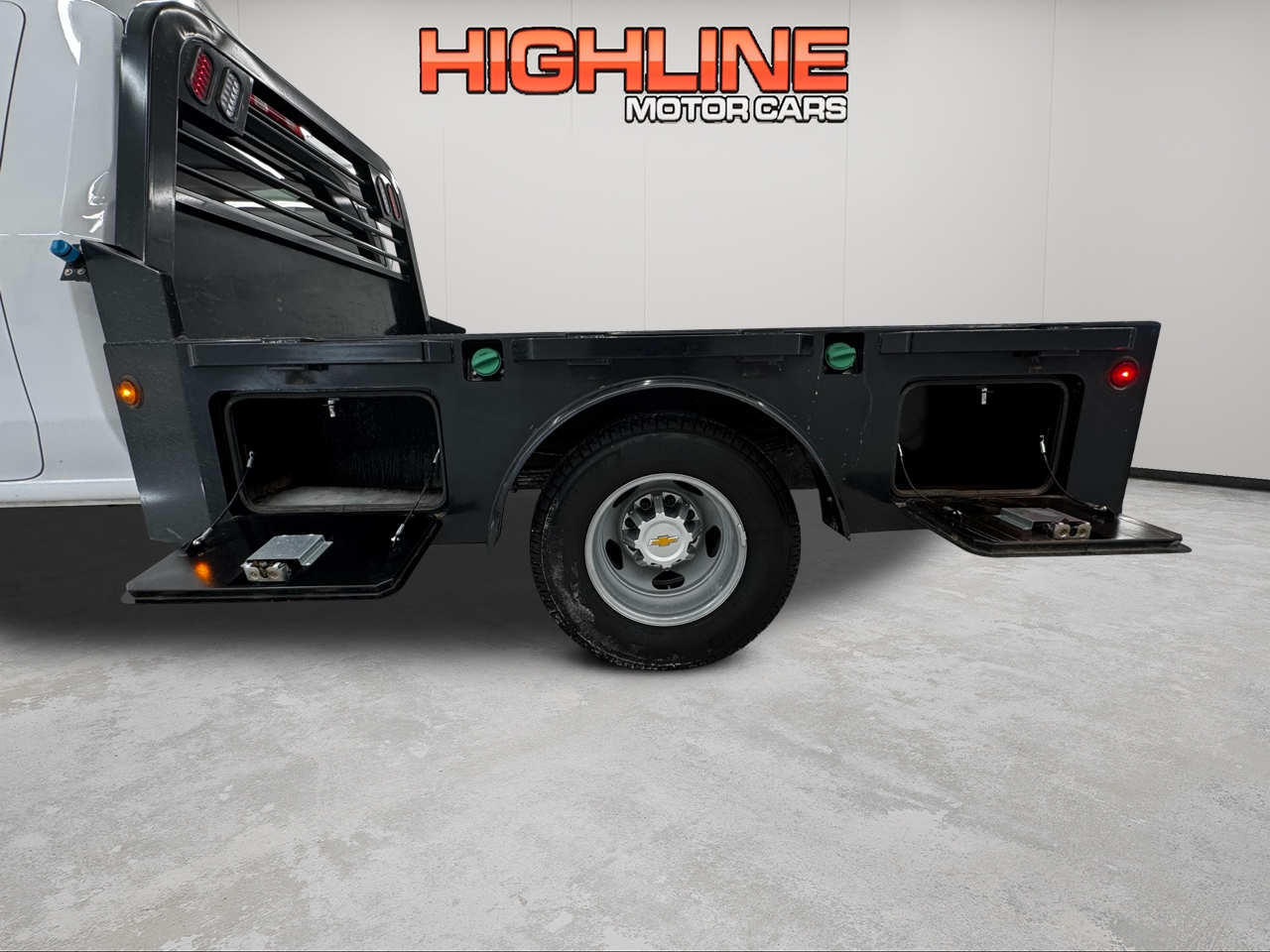 Chevrolet Silverado 3500HD CC 4WD Reg Cab 146" WB, 60" CA Work Truck 2025