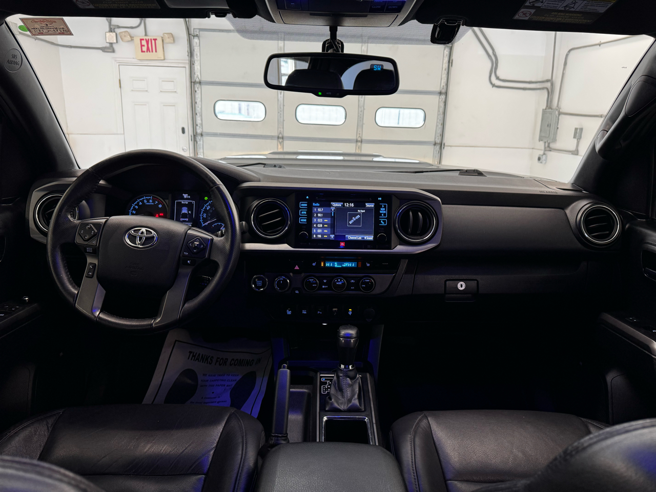 Toyota Tacoma TRD Off Road Double Cab 5' Bed V6 4x4 MT (Natl) 2017